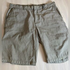 Vintage Gotcha Olive Green Houndstooth Check Men's Walking Shorts Streetwear